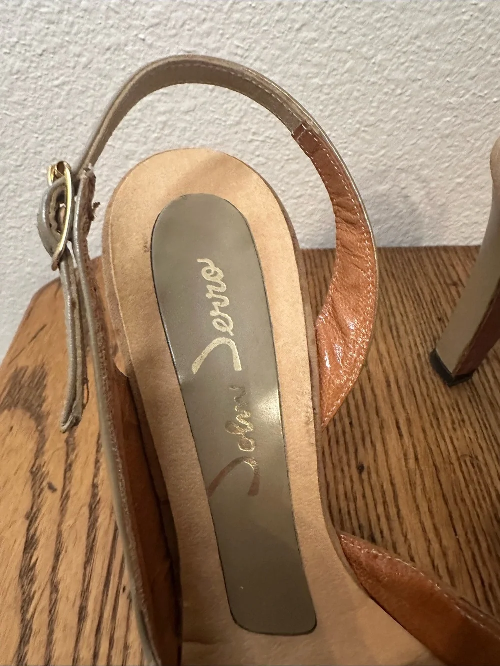 John Jerro Women's Two-Tone Beige Slingback Heels